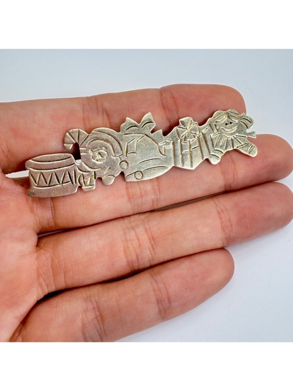 Christmas Holiday Themed Sterling Silver 925 Brooch Size 2.5" Length - Picture 6 of 9